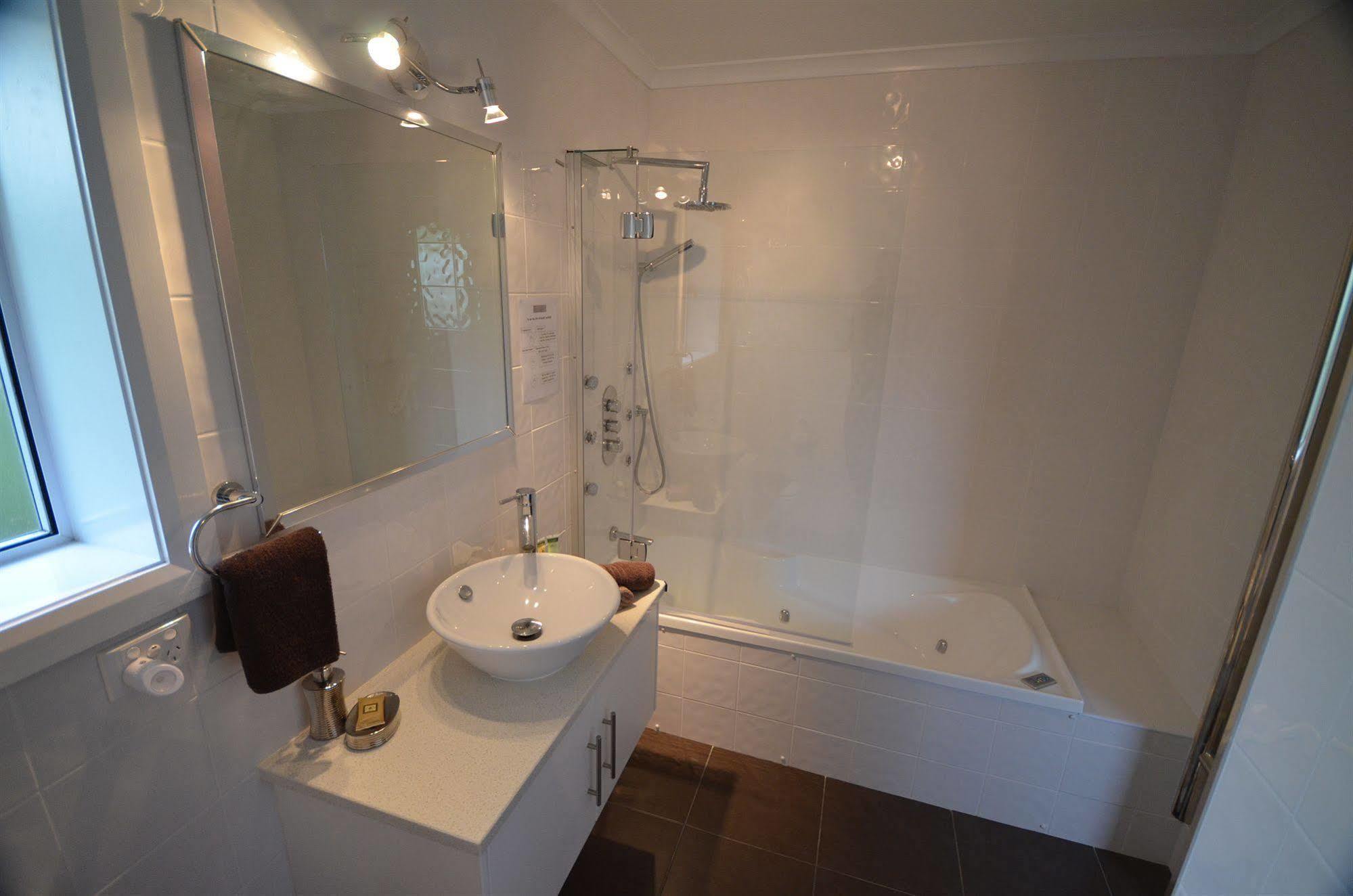 Cumberland Resort & Spa Burnt Pine Ngoại thất bức ảnh